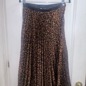 Zara Animal Print A-Line Skirt